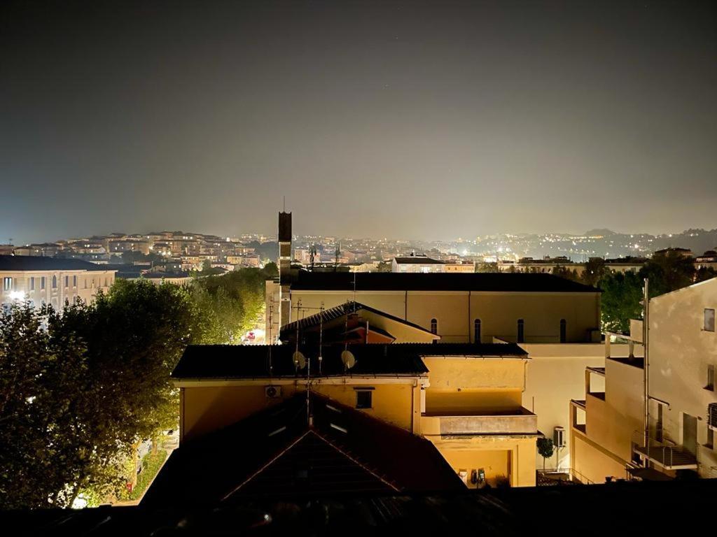 Lole Apartment - أنكونا الغرفة الصورة